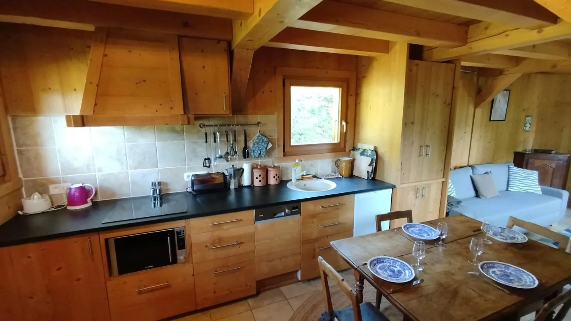 Beautiful Chalet With Garden Close To The Slopes Megève